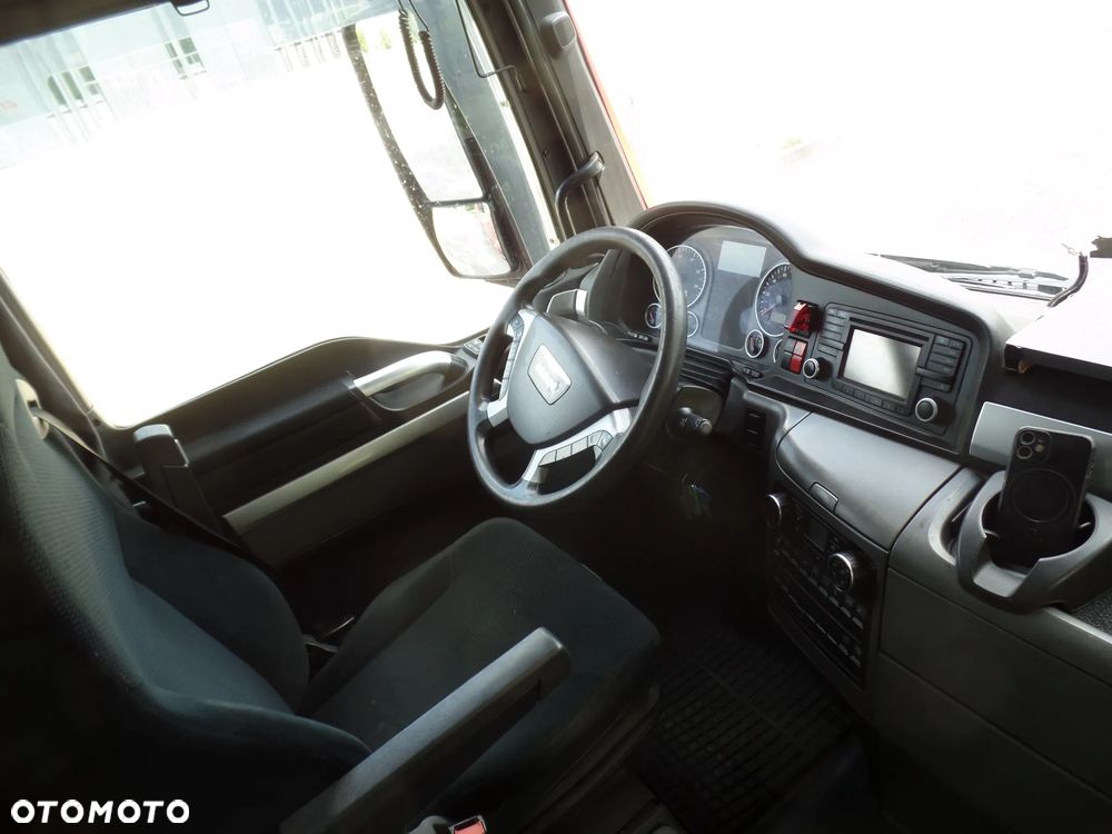 MAN TGX - 16