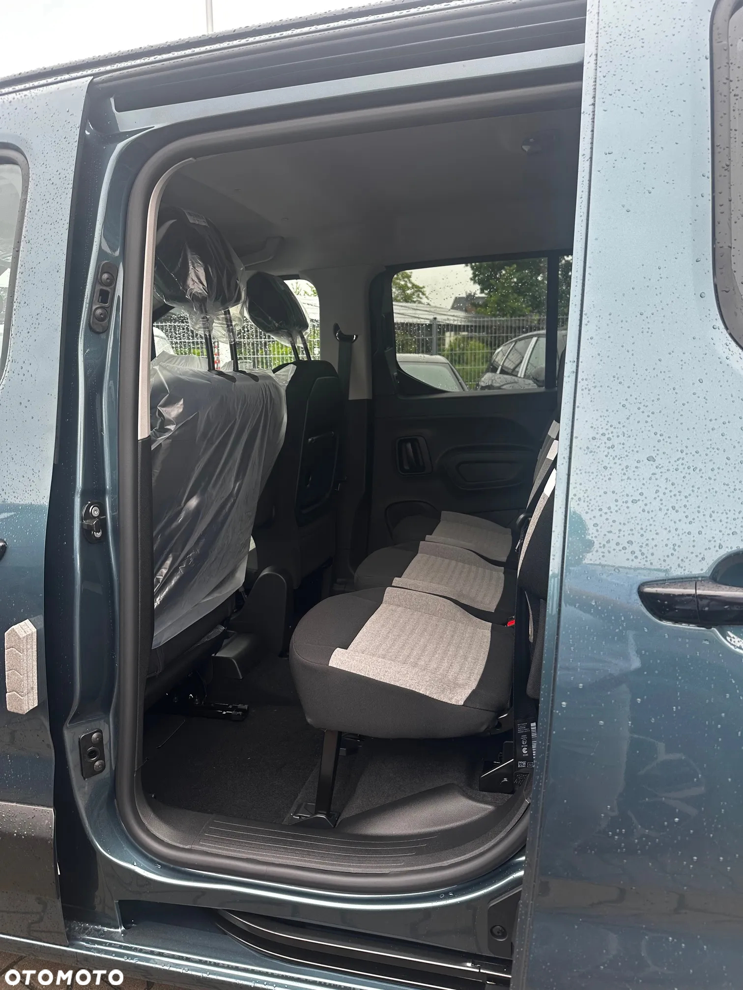 Citroën Berlingo MPV M 1.5 BlueHDI Plus S&S EAT8 N1 - 14