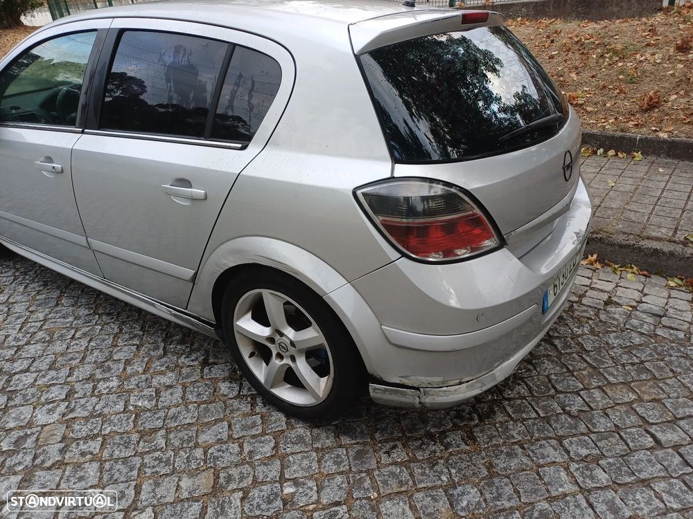 Opel Astra 2.0 T Cosmo - 2