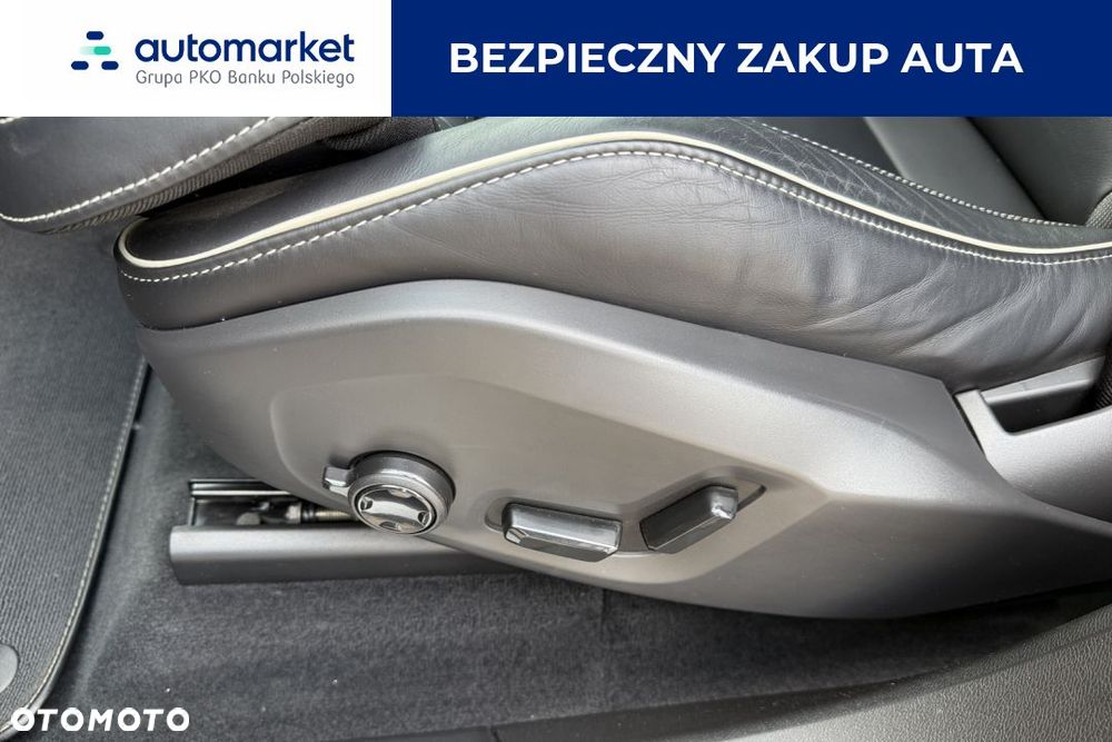 Volvo XC 60 B4 B Plus Dark - 13