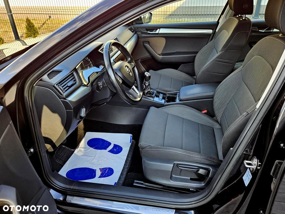 Skoda Superb 2.0 TDI Style - 20