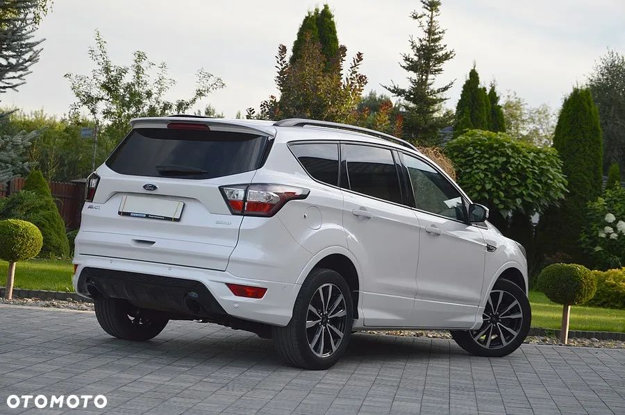 Ford Kuga 1.5 EcoBoost 2x4 ST-Line - 15