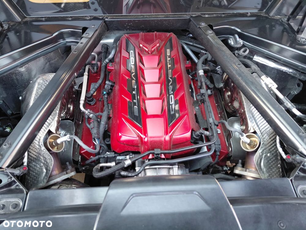 Chevrolet Corvette - 32