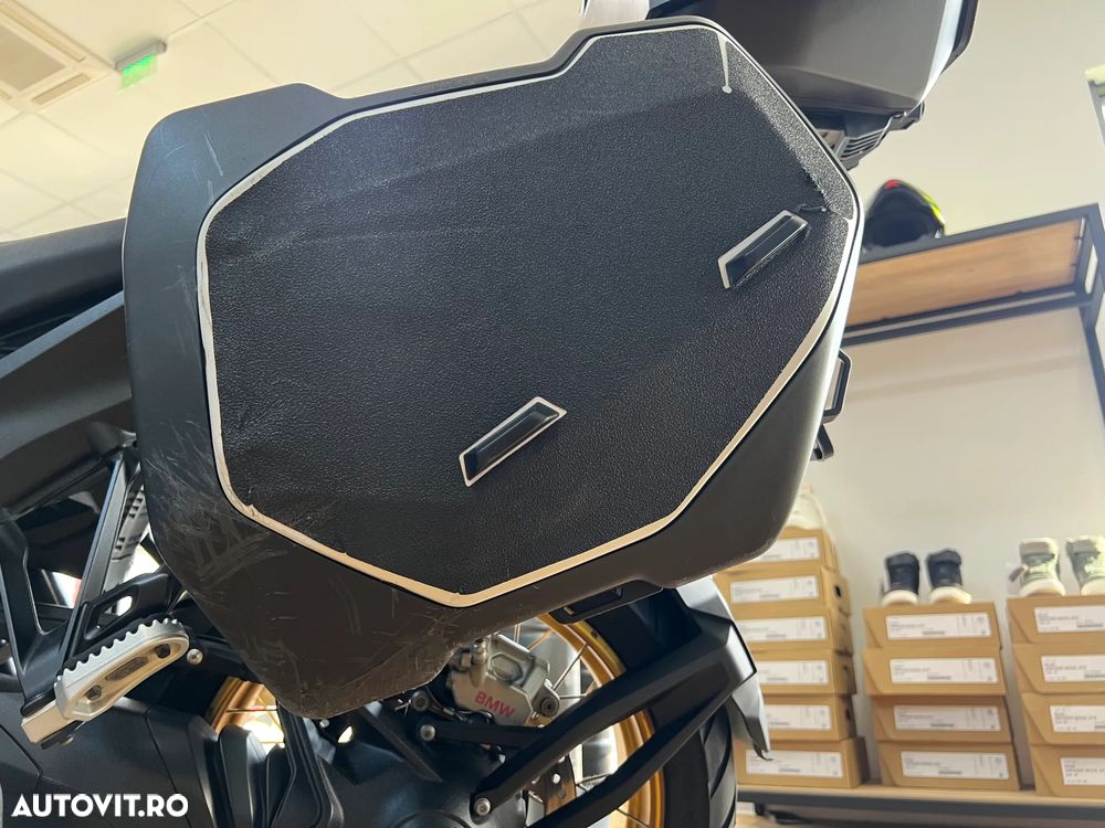 BMW R1300GS Adventure - 11