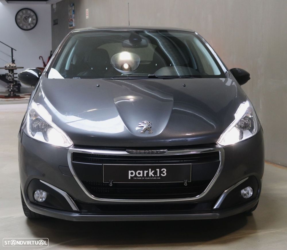 Peugeot 208 1.2 PureTech GT Line - 8