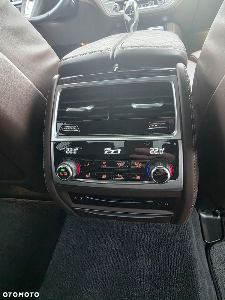 BMW Seria 7 M760Li xDrive V12 Excellence - 12
