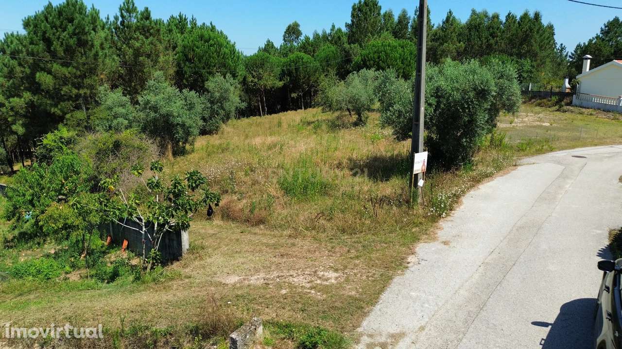 Terreno com 2020m2 para construção em Carnide - Grande imagem: 4/58