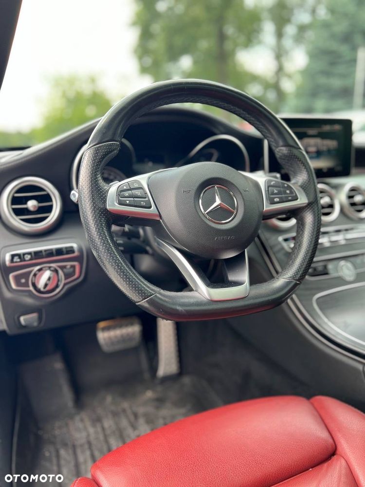 Mercedes-Benz Klasa C AMG 43 4Matic 9G-TRONIC - 17