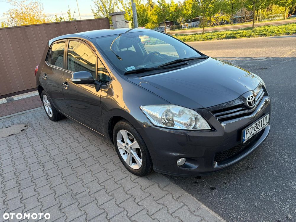Toyota Auris 1.33 VVT-i Premium Comfort - 3