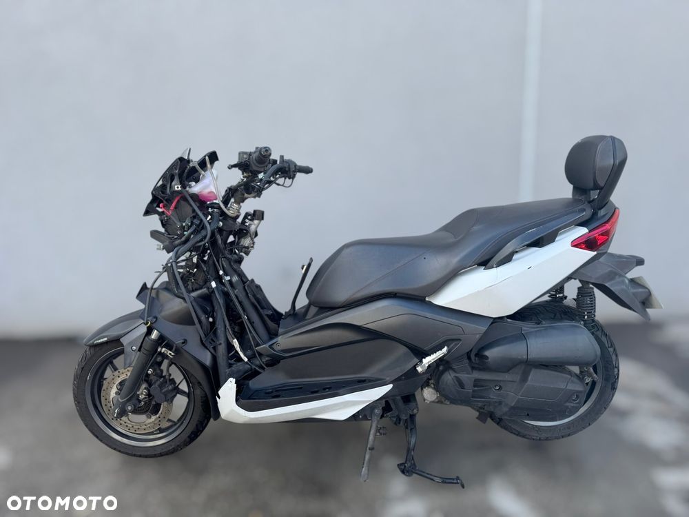 Yamaha X-max - 5