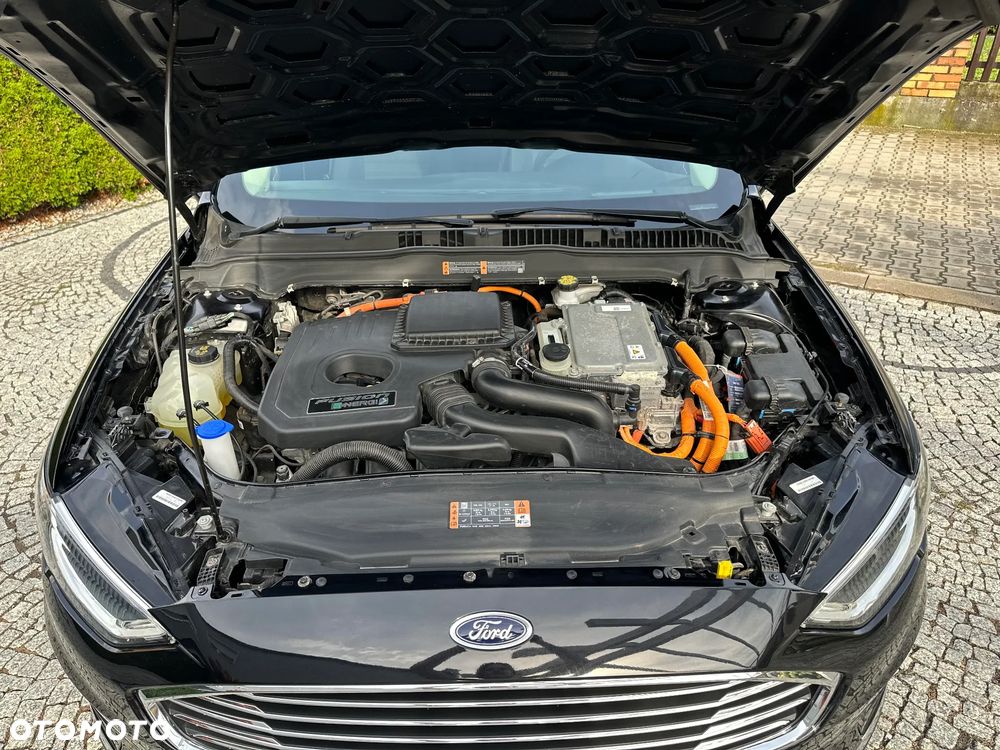 Ford Mondeo 2.0 Hybrid Titanium - 25