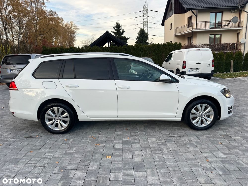 Volkswagen Golf 1.6 TDI BlueMotion Technology Comfortline - 11