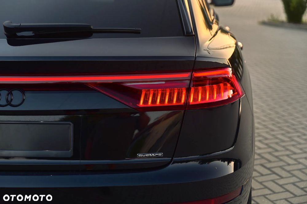 Audi Q8 - 18