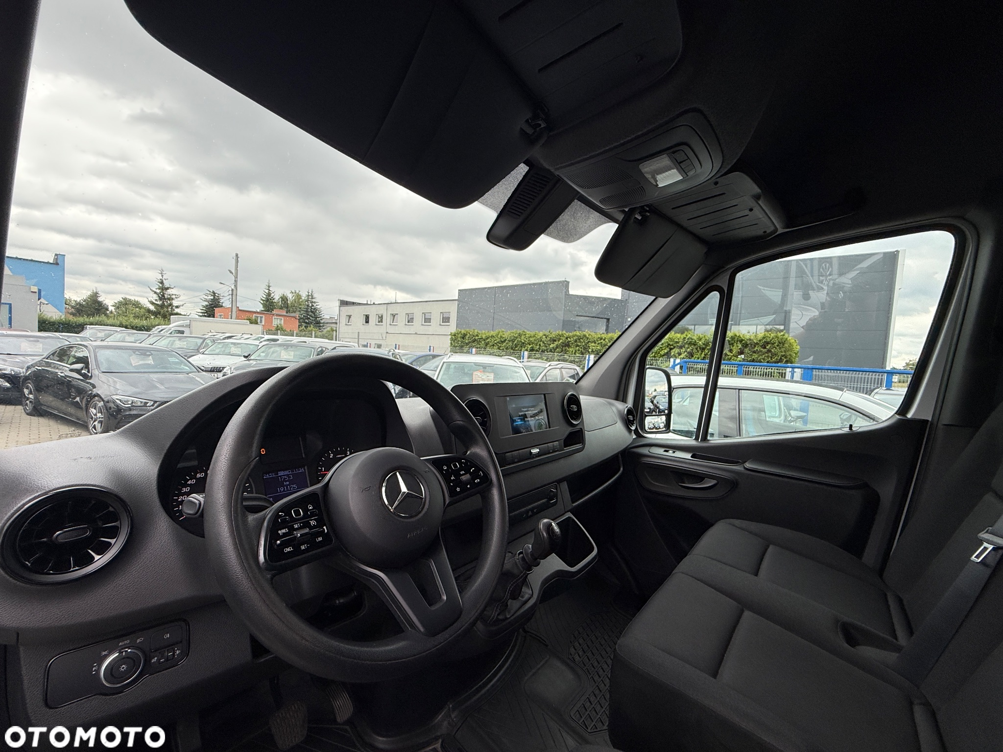 Mercedes-Benz Sprinter 311 Standard - 5