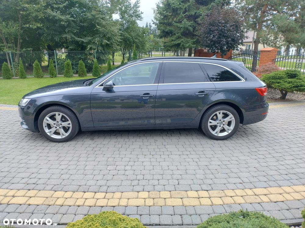 Audi A4 Avant - 4