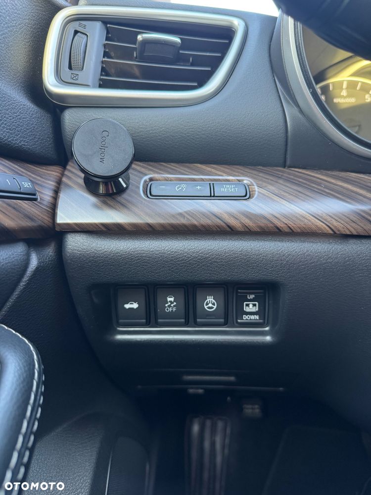 Nissan Maxima - 18