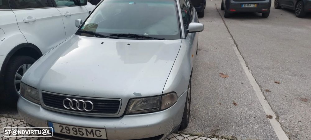 Audi A4 Avant 1.9 TDI Sport EC - 4