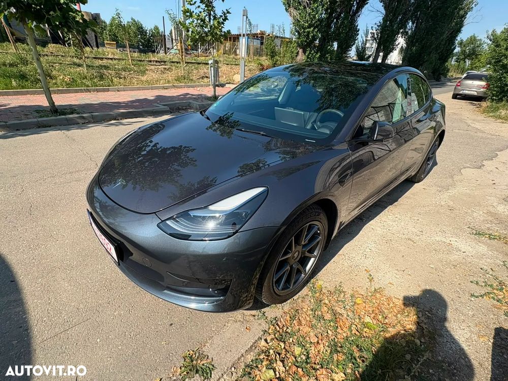Tesla Model 3 Standard Reichweite Plus Hinterradantrieb - 4