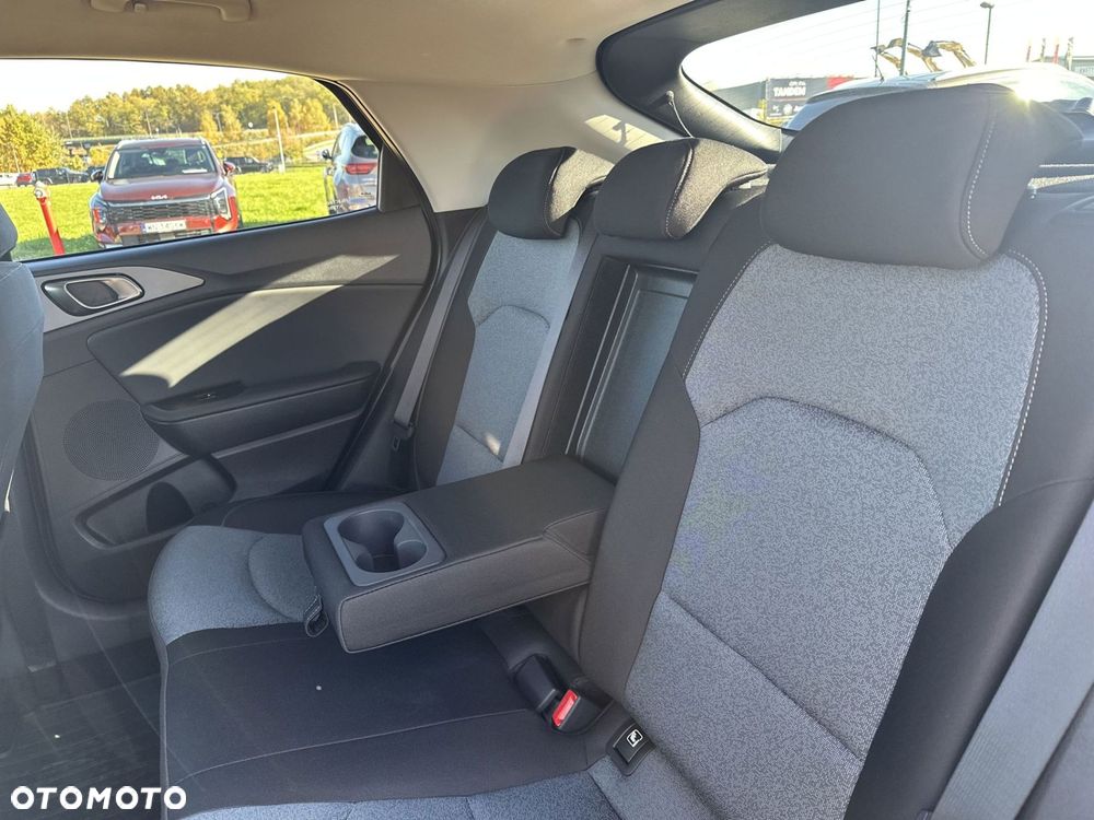 Kia XCeed 1.6 T-GDI M DCT - 16