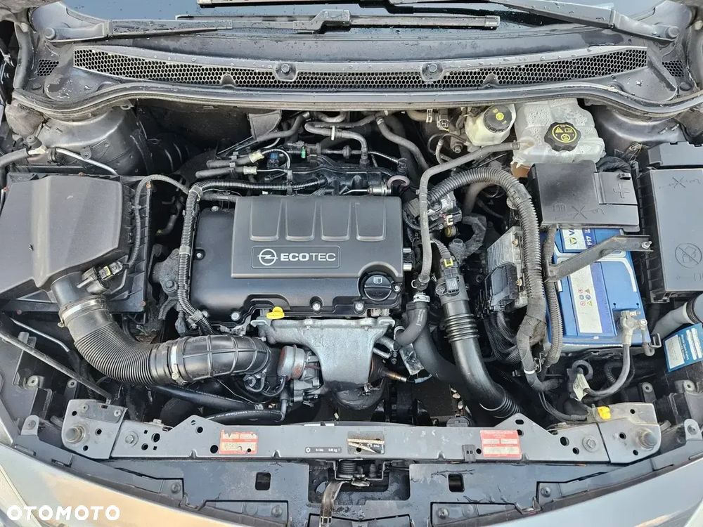 Opel Astra 1.4 Turbo - 30