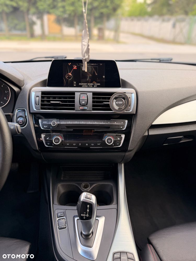 BMW Seria 1 116d Sport Line - 22
