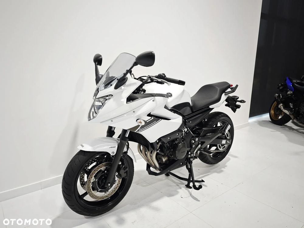 Yamaha XJ - 3
