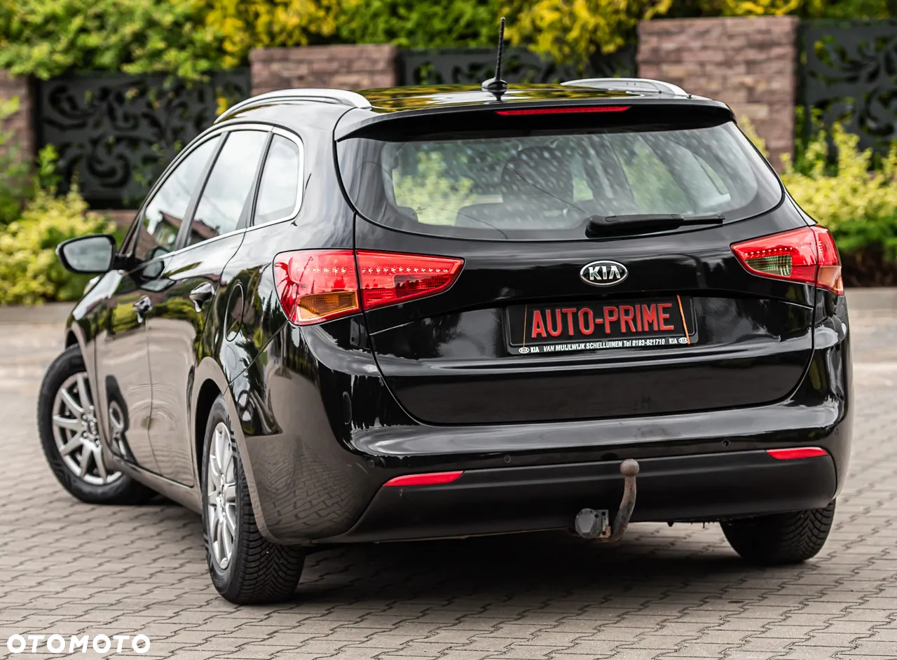 Kia Ceed - 8