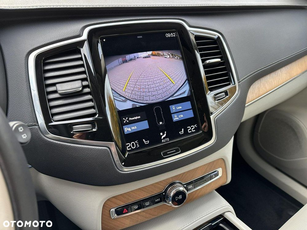 Volvo XC 90 - 25