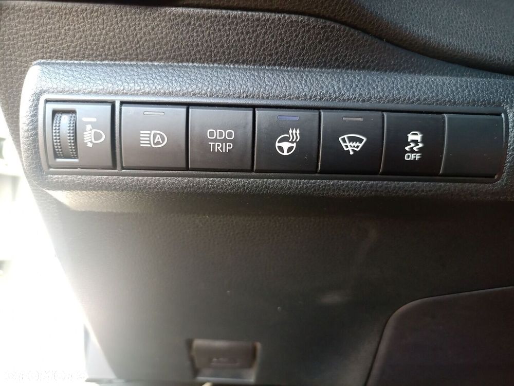 Toyota Corolla 1.8 Hybrid Comfort - 19