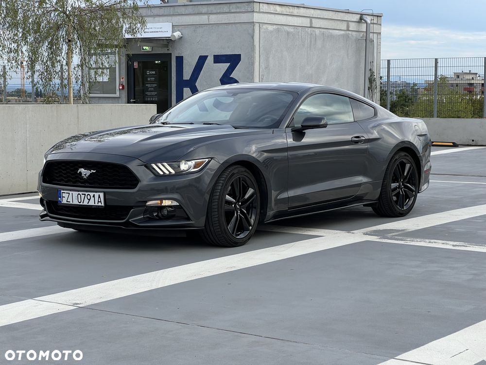 Ford Mustang 2.3 Eco Boost - 2