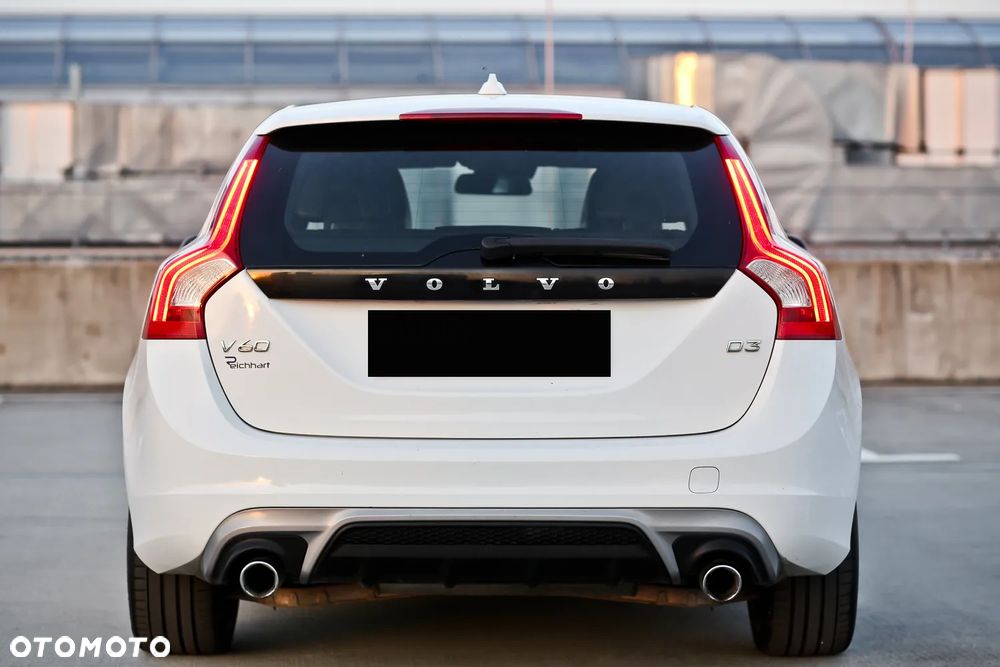 Volvo V60 D3 Geartronic RDesign - 15