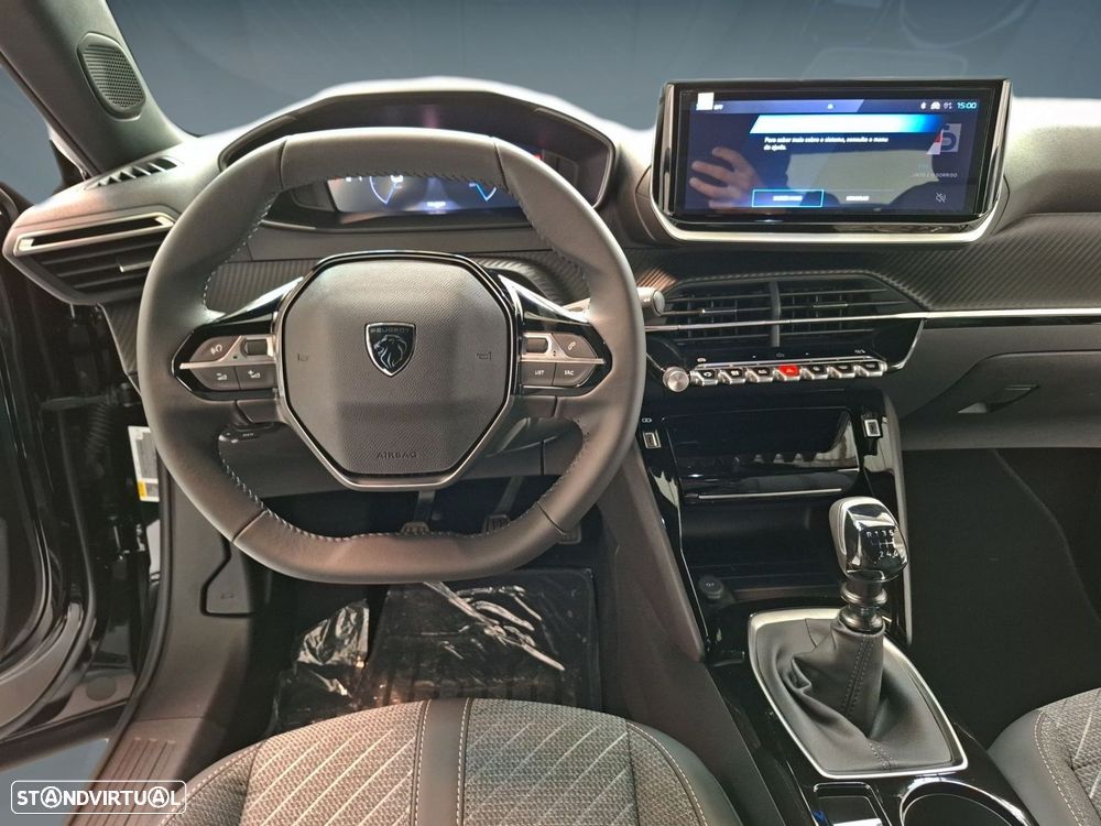 Peugeot 2008 1.2 Allure - 17