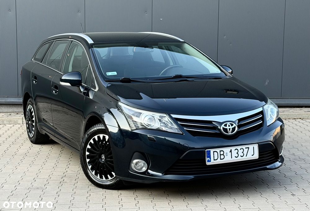 Toyota Avensis 2.0 D-4D Edition (2014) - 16