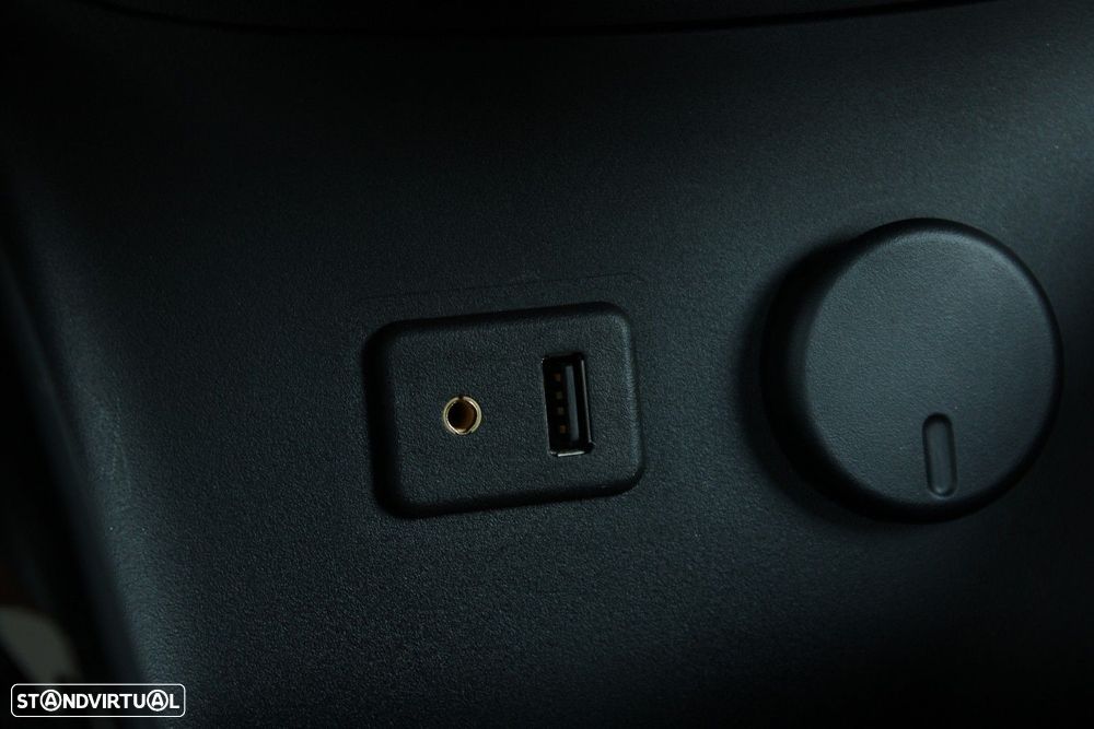 Opel Adam 1.0 T Rocks - 32