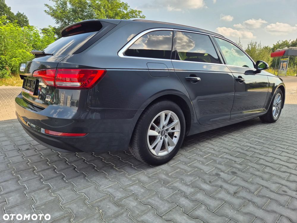Audi A4 Avant 2.0 TDI ultra S tronic - 20
