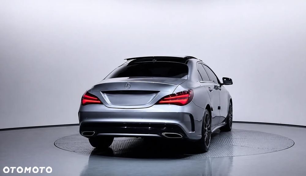 Mercedes-Benz CLA 250 4-Matic AMG Line - 2