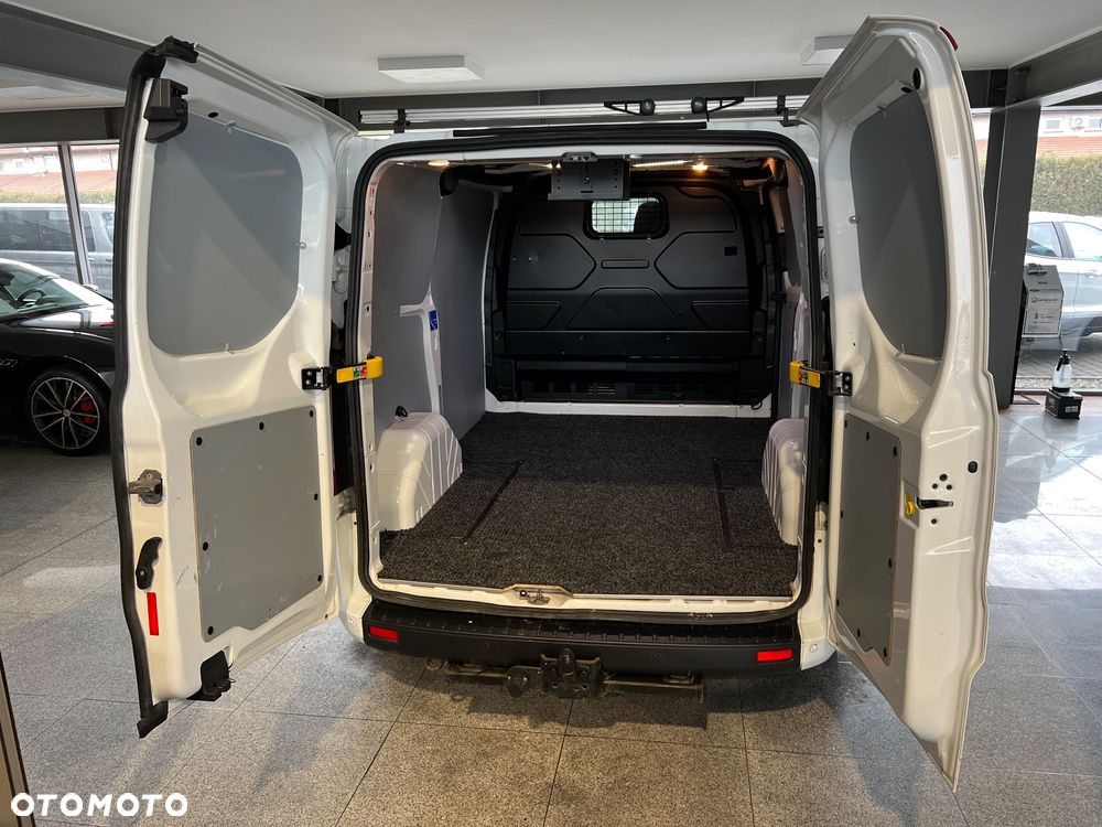 Ford Transit Custom - 13