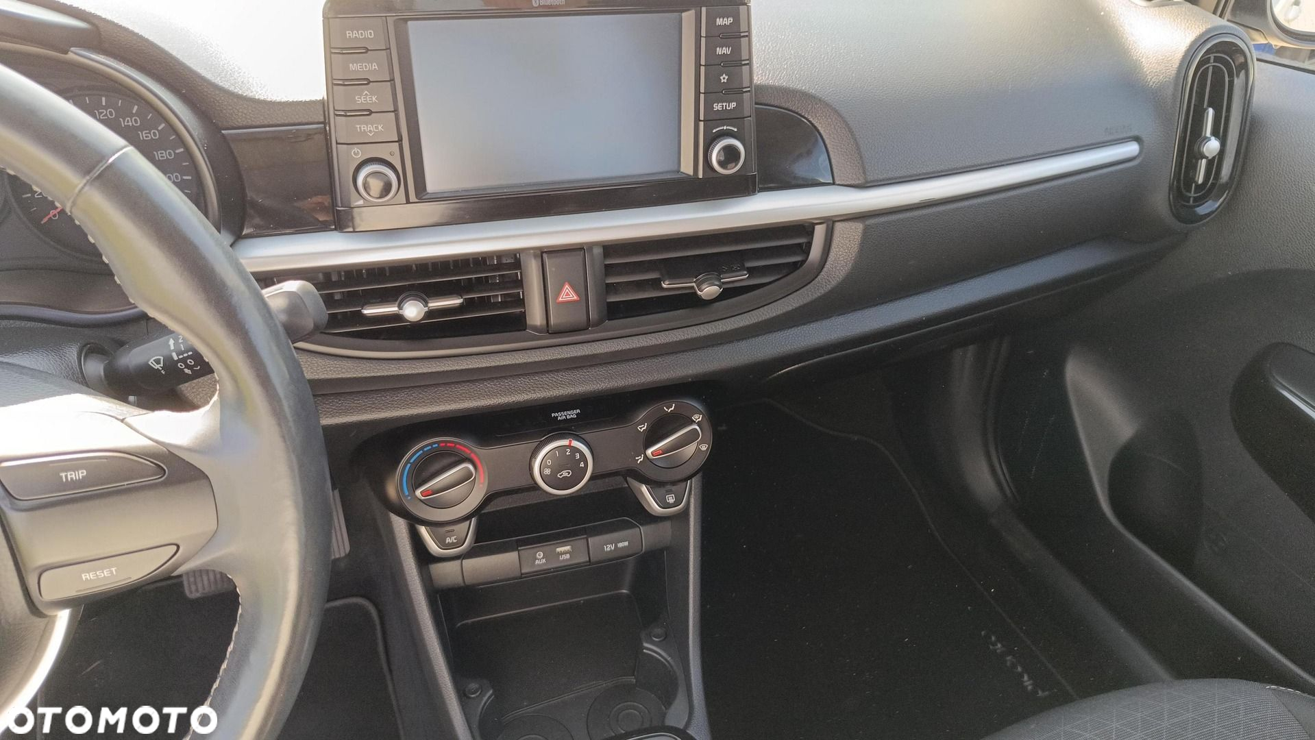 Kia Picanto 1.2 L - 15