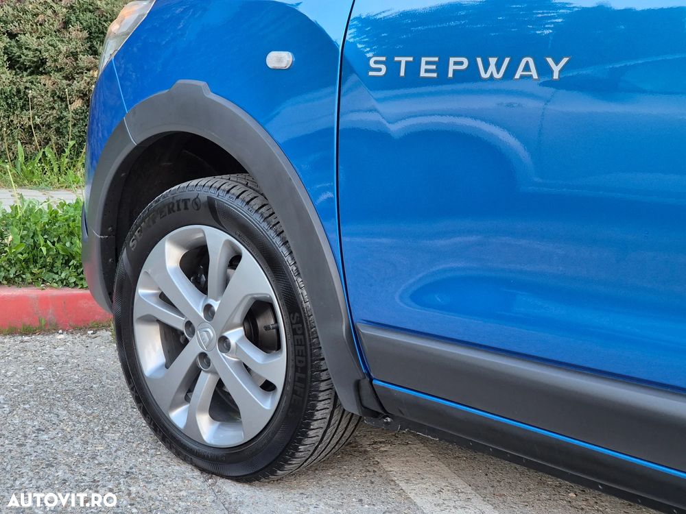 Dacia Dokker dCi 90 Stepway - 25