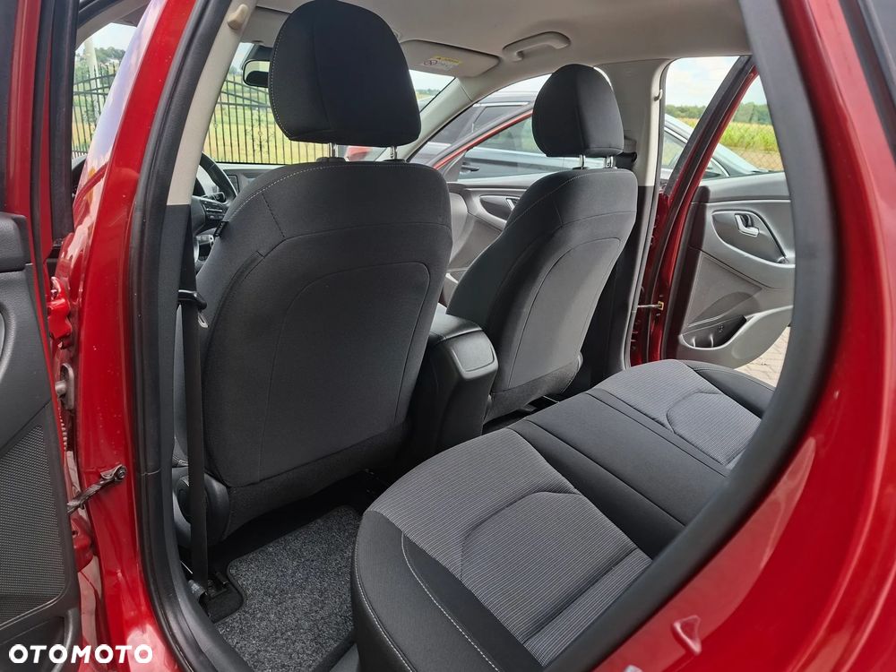 Hyundai i30 1.5 DPI Modern - 6
