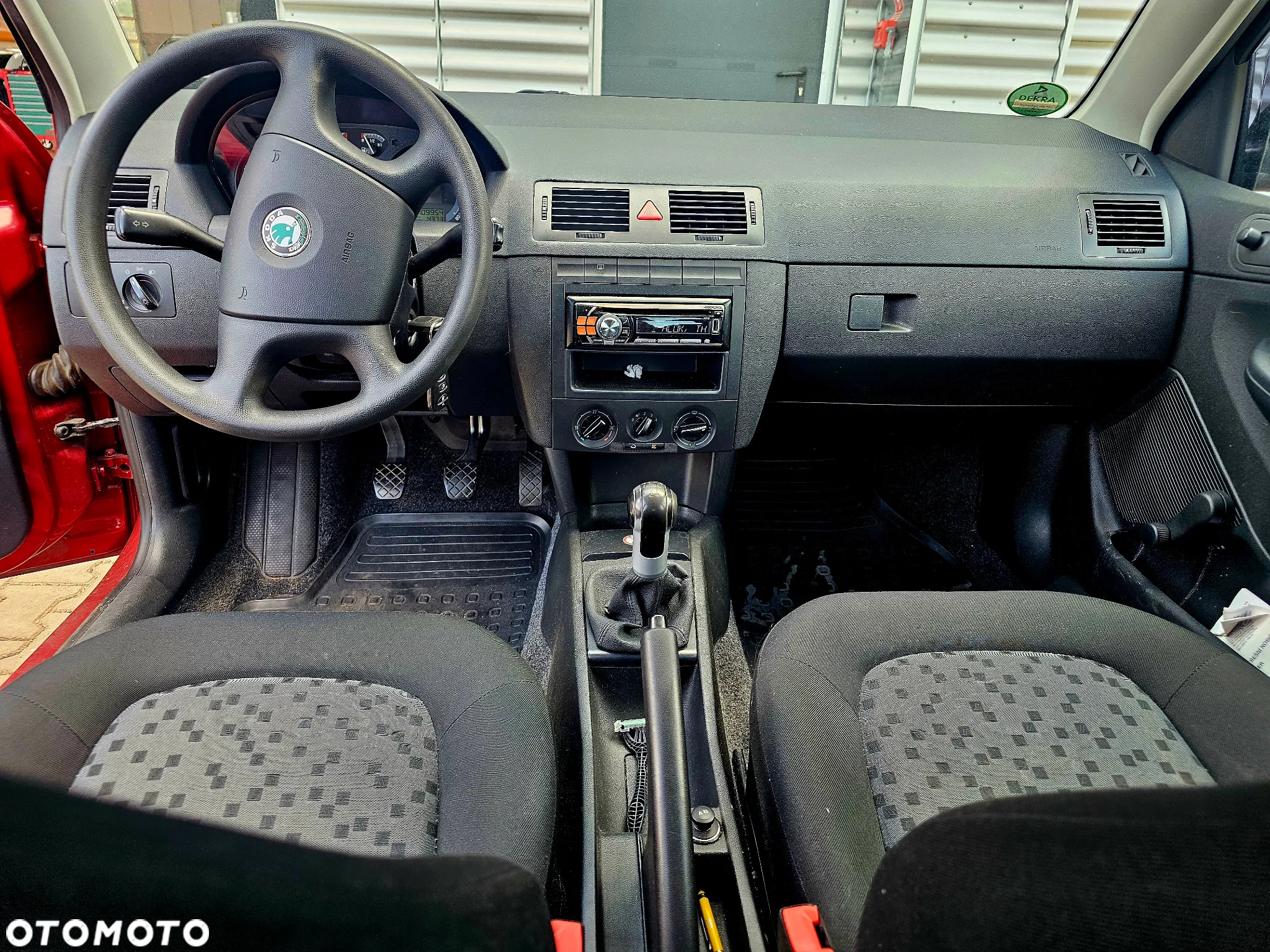 Skoda Fabia 1.2 HTP Cool Edition - 11