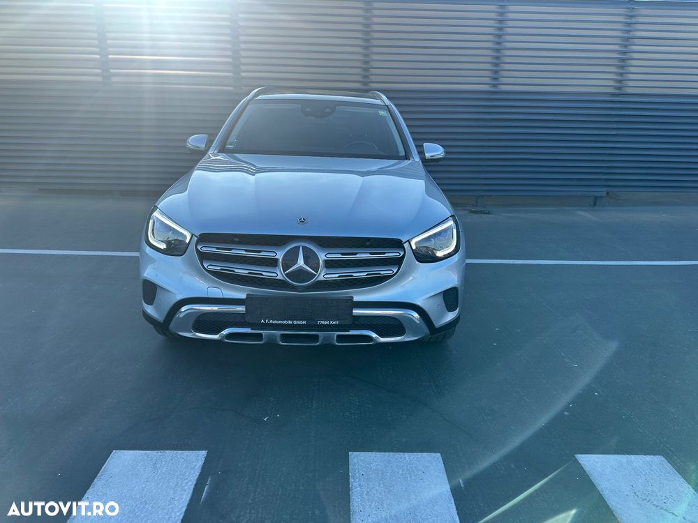 Mercedes-Benz GLC - 2