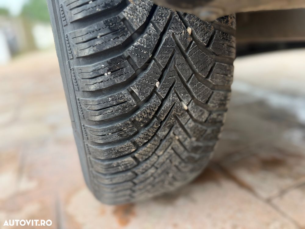 Dacia Duster TCe 90 Essential - 15