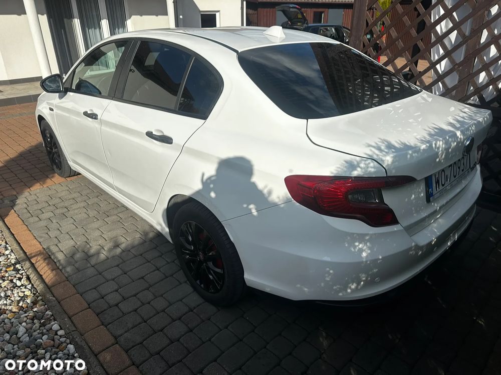Fiat Tipo 1.4 16V Pop - 12