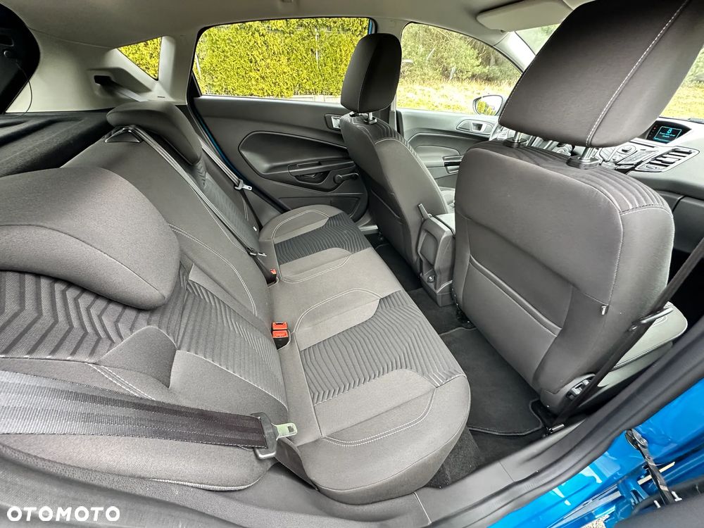 Ford Fiesta 1.0 EcoBoost Titanium - 24