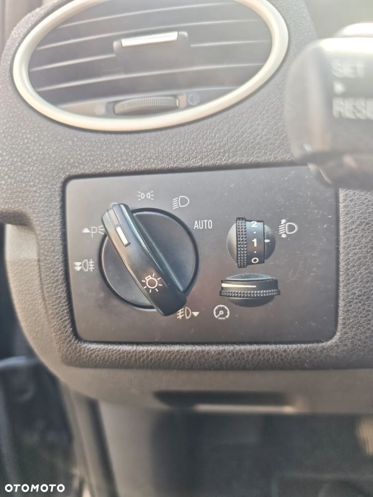 Ford Focus - 20