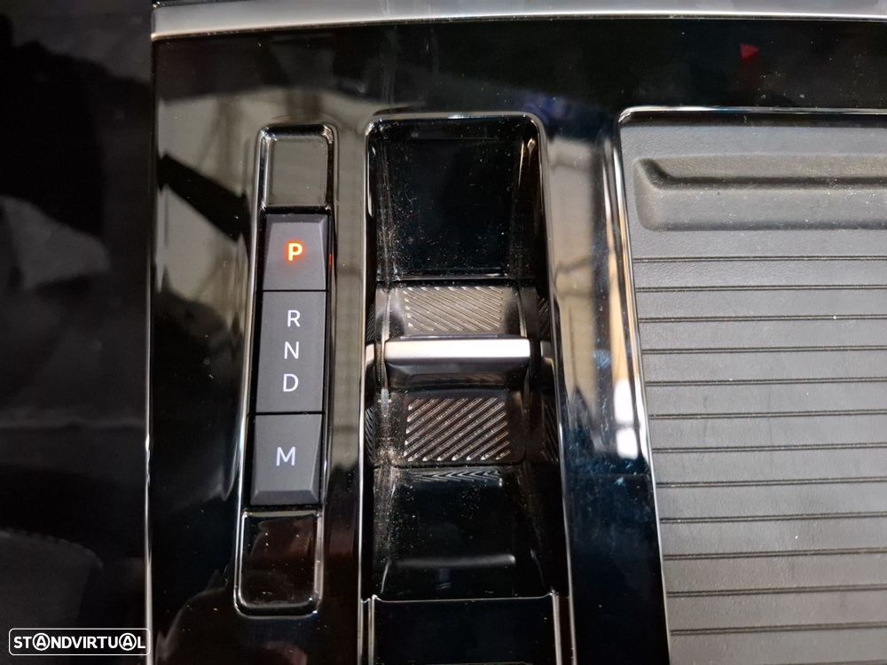 Opel Astra 1.2 T Hybrid GS eDCT - 19