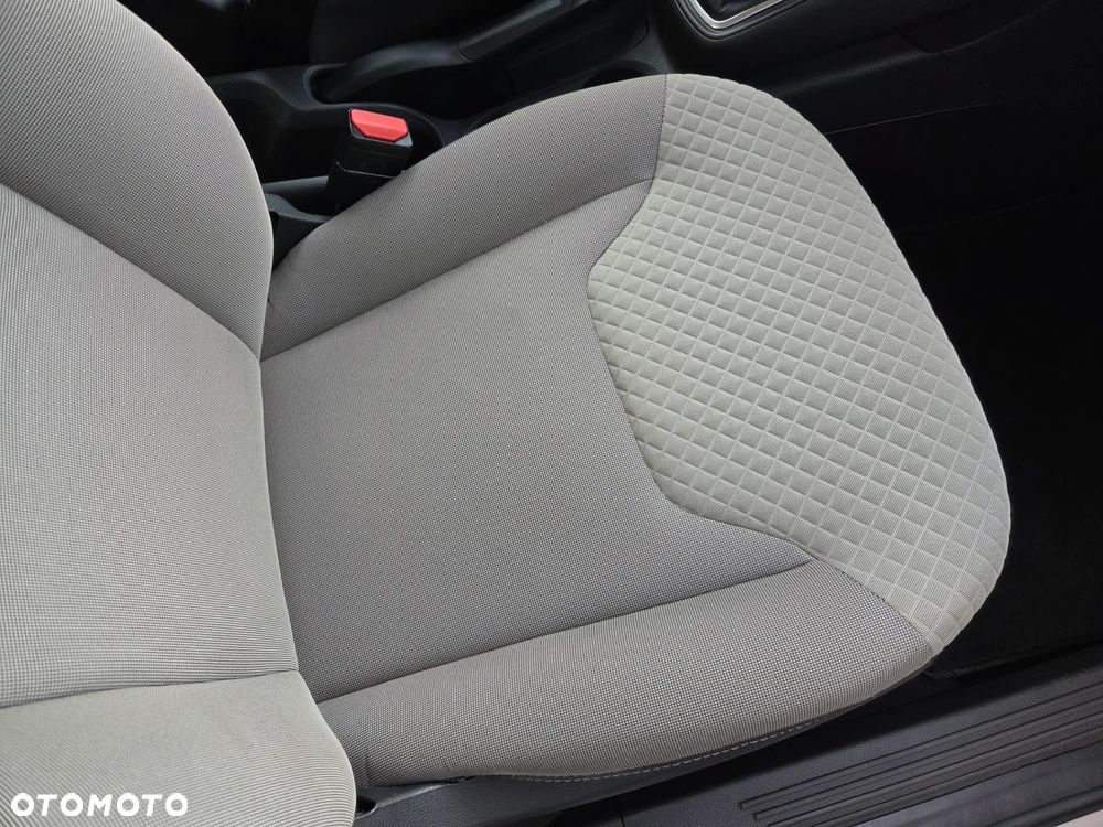 Ford Tourneo Courier 1.5 TDCi Ambiente - 14