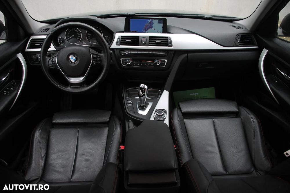 BMW Seria 3 320i Aut. Sport Line - 14