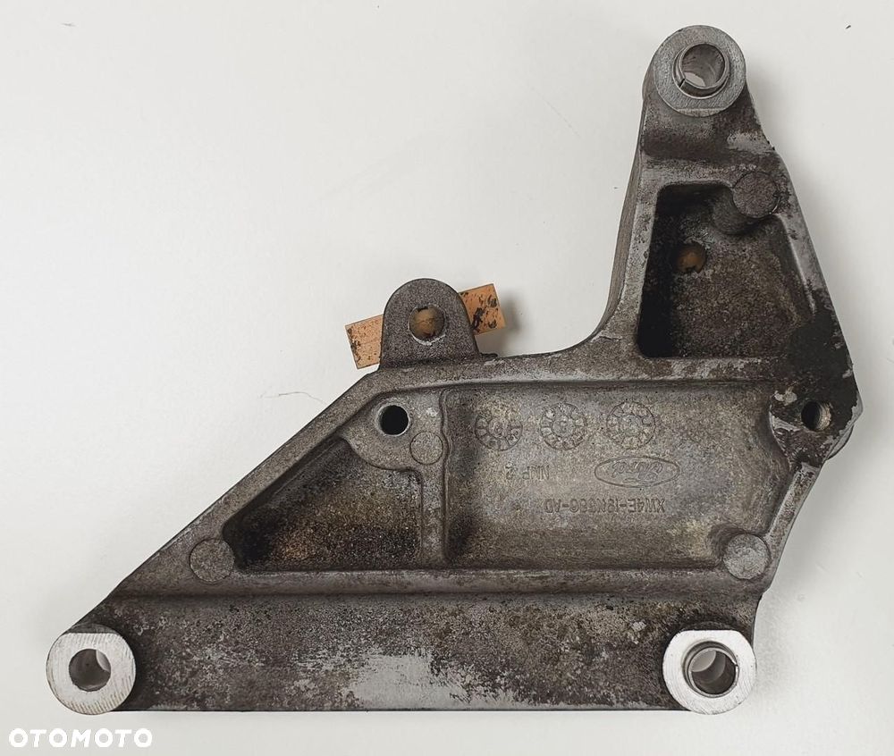 ŁAPA MOCOWANIE SPRĘŻARKI JAGUAR S-TYPE 3.0 V6 - 2